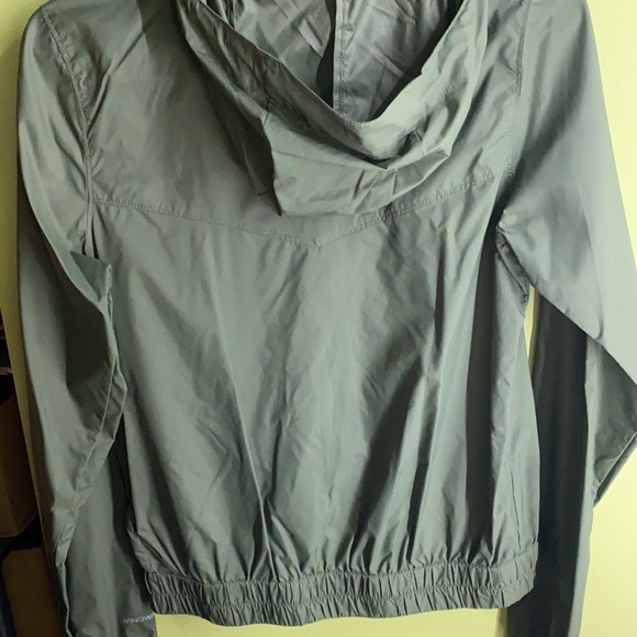 North face jacket - Picture 4 of 4